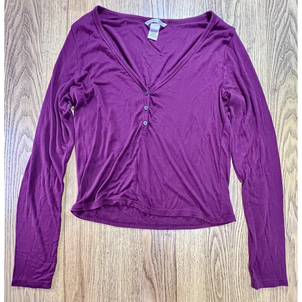 Victoria's Secret Women's Wine Long Sleeve Henley Top Button Front Size L